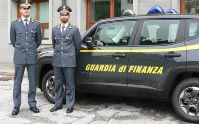 Operazione GDF Torino: chiusi i negozi che promettevano immunità dal COVID-19