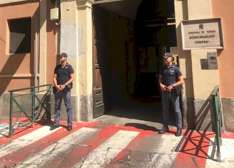 Torino: Polizia arresta rapinatori durante rissa