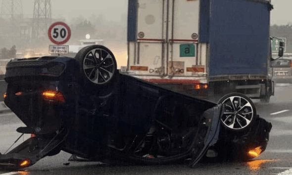 Incidente sulla tangenziale sud a Stupinigi: traffico paralizzato