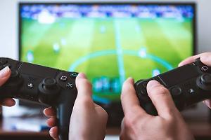Pedofilo adescava minori con videogiochi e droga